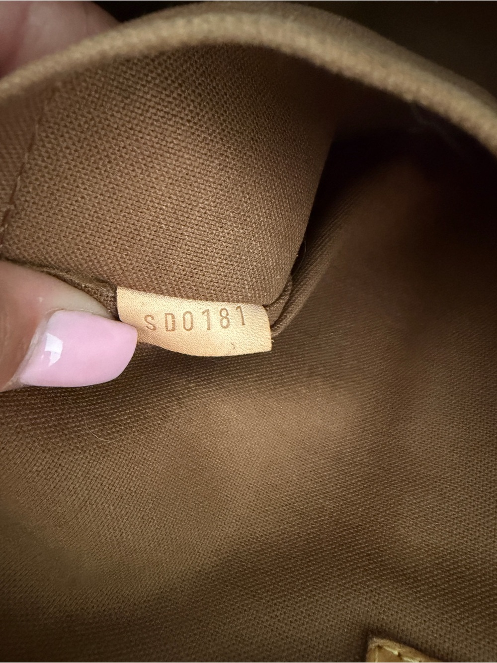 Louis Vuitton Monogram Canvas Tote in Brown with Tan Leather Trim - Picture 6 of 9